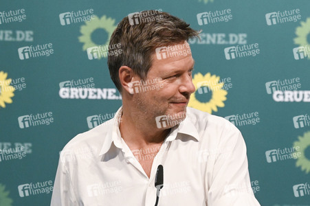 Pressekonferenz mit Robert Habeck in Berlin