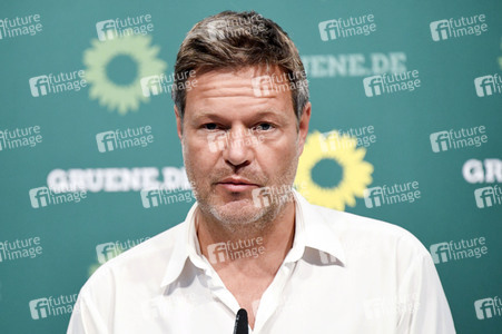 Pressekonferenz mit Robert Habeck in Berlin