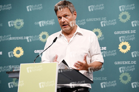 Pressekonferenz mit Robert Habeck in Berlin