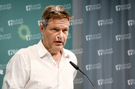 Pressekonferenz mit Robert Habeck in Berlin