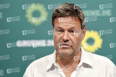 Pressekonferenz mit Robert Habeck in Berlin