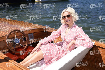 Fashion-Shooting 'Dresscoded goes Bachmair Weissach' in Weißach