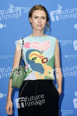 Filmpremiere 'Was sehen wir, wenn wir zum Himmel schauen?', Berlinale 2021