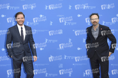 Filmpremiere 'Nebenan', Berlinale 2021
