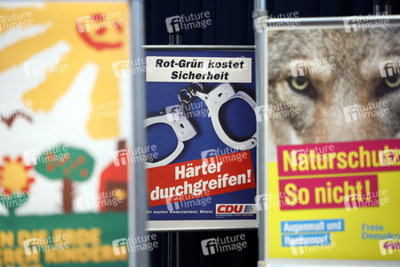 Ausstellung 'Wähl mich! Parteien plakatieren' in Bonn