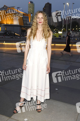 Filmpremiere 'Blutsauger', Berlinale 2021