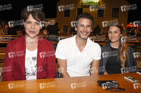 Theaterpremiere 'Das Blaue vom Himmel' in München