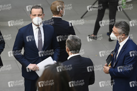 Pressekonferenz zur Corona-Lage, Betriebsärzte und Impfkampagne in Berlin