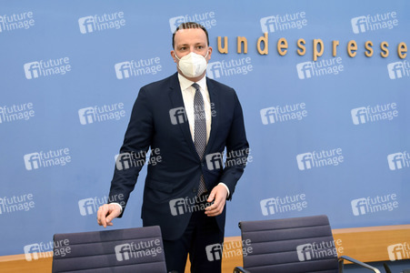 Pressekonferenz zur Corona-Lage, Betriebsärzte und Impfkampagne in Berlin