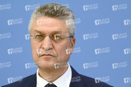 Pressekonferenz zur Corona-Lage, Betriebsärzte und Impfkampagne in Berlin