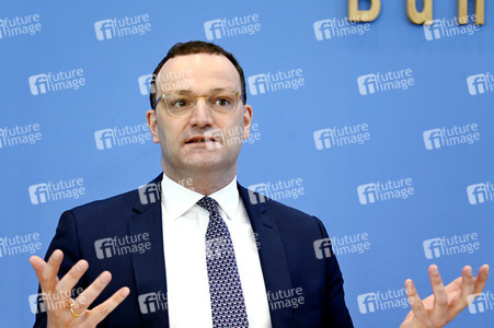 Pressekonferenz zur Corona-Lage, Betriebsärzte und Impfkampagne in Berlin