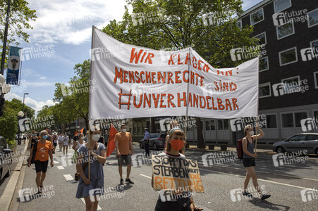 Demo für Menschenrechte in Bonn