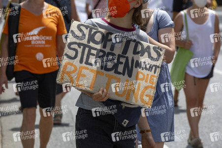 Demo für Menschenrechte in Bonn