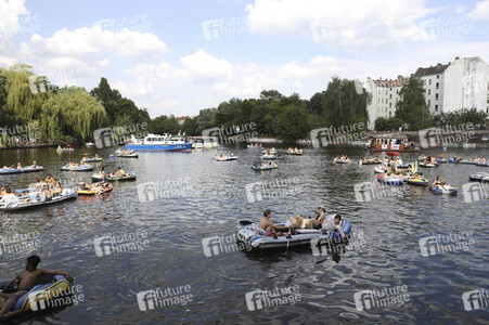 Bootsdemo für Partys und Klubs in Berlin