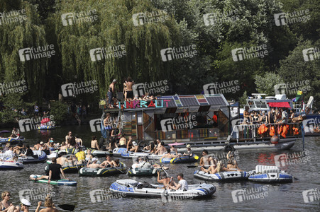 Bootsdemo für Partys und Klubs in Berlin