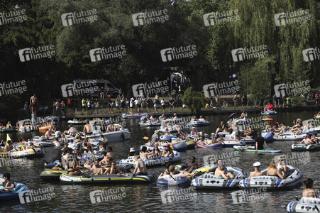 Bootsdemo für Partys und Klubs in Berlin