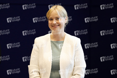 Berichtsübergabe der Enquete-Kommission 'Berufliche Bildung in der digitalen Arbeitswelt' in Berlin