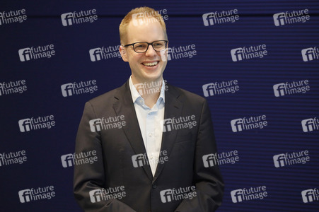 Berichtsübergabe der Enquete-Kommission 'Berufliche Bildung in der digitalen Arbeitswelt' in Berlin