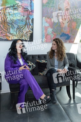 Vernissage von Larissa Kerner in Hamburg