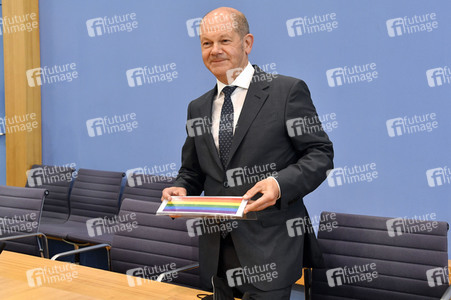 Pressekonferenz mit Olaf Scholz in Berlin
