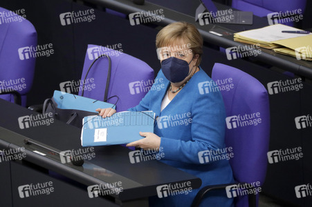 235. Sitzung des Deutschen Bundestages in Berlin