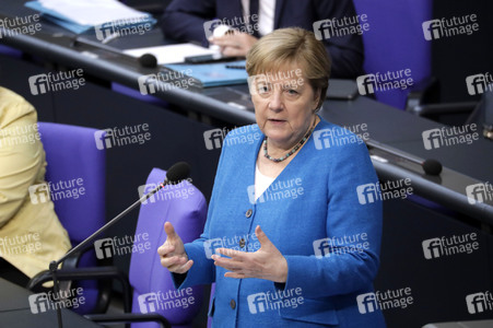 235. Sitzung des Deutschen Bundestages in Berlin