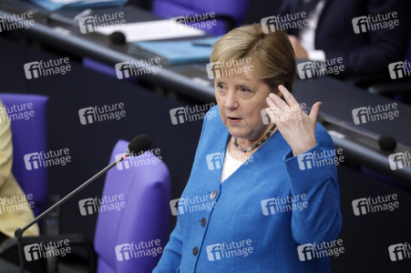 235. Sitzung des Deutschen Bundestages in Berlin