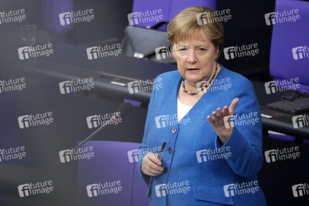 235. Sitzung des Deutschen Bundestages in Berlin