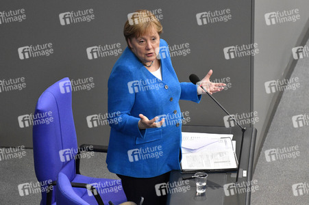 235. Sitzung des Deutschen Bundestages in Berlin