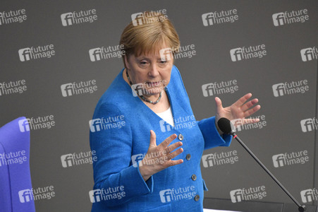 235. Sitzung des Deutschen Bundestages in Berlin