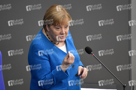 235. Sitzung des Deutschen Bundestages in Berlin