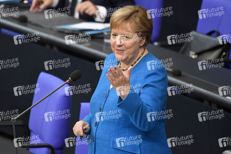 235. Sitzung des Deutschen Bundestages in Berlin