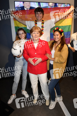 Eröffnung desMadame Tussauds Bereichs 'Berlin 100! Von den goldenen Zwanzigern zur Stadt der Freiheit' in Berlin