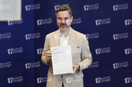 Übergabe des Abschlussberichts des 3. Untersuchungsausschusses 'Wirecard' in Berlin
