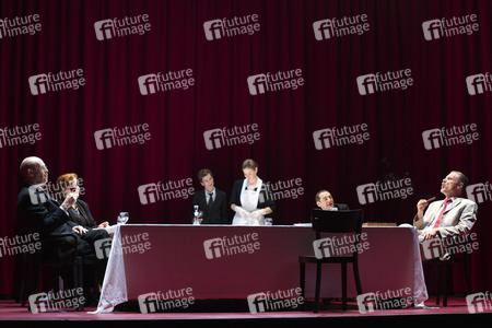 Theaterprobe 'Amazing Family' in Berlin