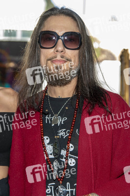 Ausstellung 'Degrees of Separation' in Beverly Hills