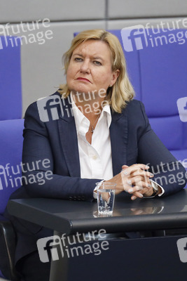 235. Sitzung des Deutschen Bundestages in Berlin