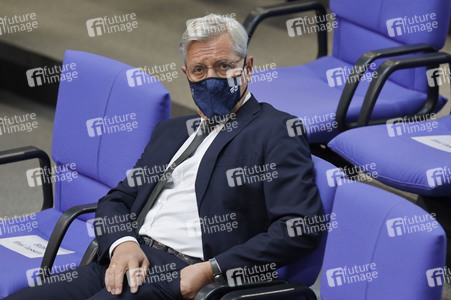 235. Sitzung des Deutschen Bundestages in Berlin