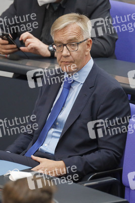 235. Sitzung des Deutschen Bundestages in Berlin