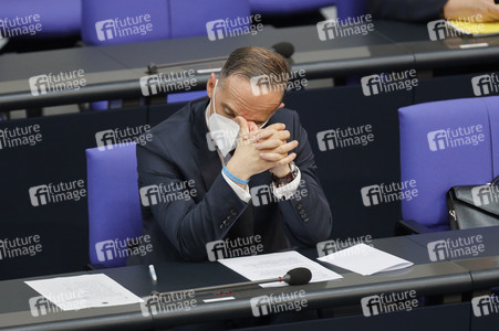 235. Sitzung des Deutschen Bundestages in Berlin