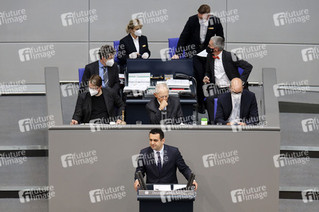 235. Sitzung des Deutschen Bundestages in Berlin