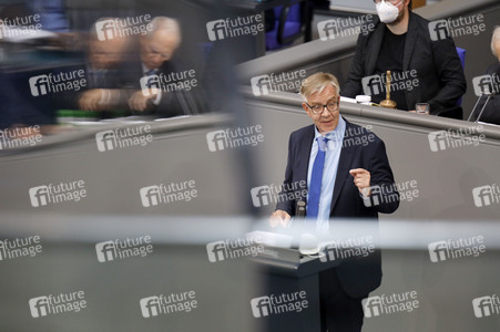 235. Sitzung des Deutschen Bundestages in Berlin