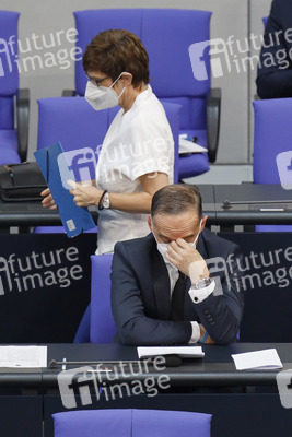 235. Sitzung des Deutschen Bundestages in Berlin