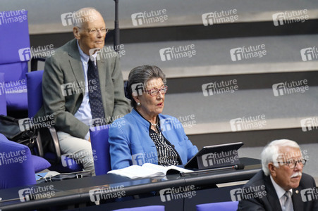 235. Sitzung des Deutschen Bundestages in Berlin