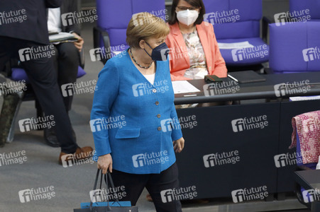 235. Sitzung des Deutschen Bundestages in Berlin