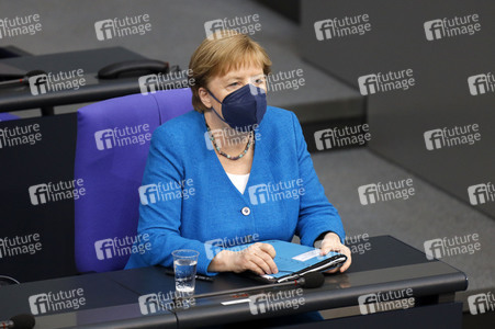 235. Sitzung des Deutschen Bundestages in Berlin