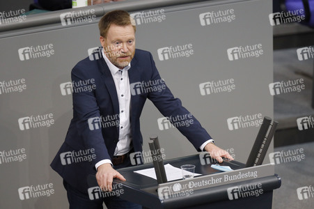 235. Sitzung des Deutschen Bundestages in Berlin