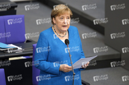 235. Sitzung des Deutschen Bundestages in Berlin