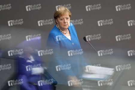 235. Sitzung des Deutschen Bundestages in Berlin