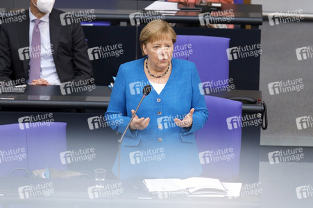 235. Sitzung des Deutschen Bundestages in Berlin